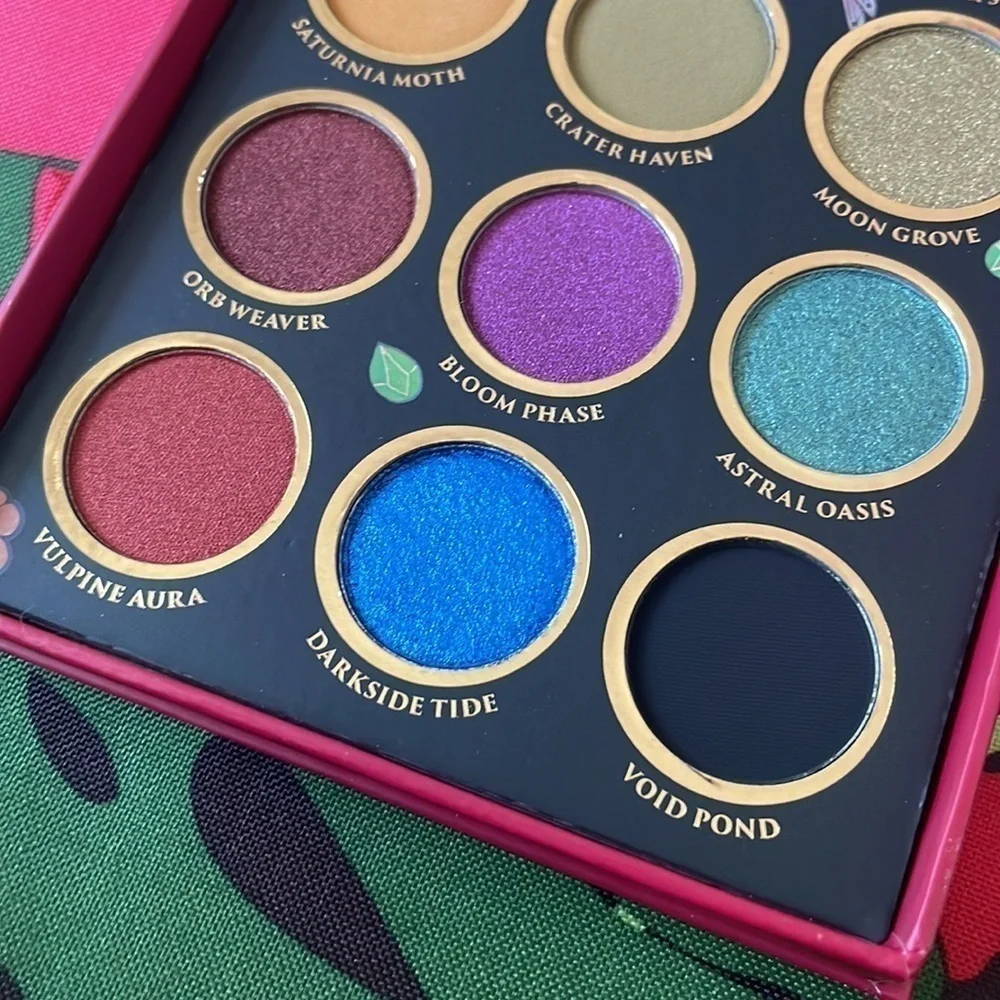 Brand New Kat Von D Set of 2 Vegan Eyeshadow Palettes, Setting Powder & Red Lip